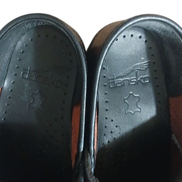 Dansko Magogany Red Leather Clogs Slip On Comfort Shoes Womens Sz 6 - Picture 5 of 12